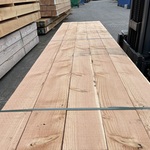 Ca. 10x Douglas balken fijnbezaagd, 200x200mm, lengte 400cm